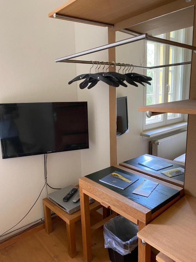 Gutshaus Mit Seeblick - Oekologisch & Nachhaltig Lubow Eksteriør billede
